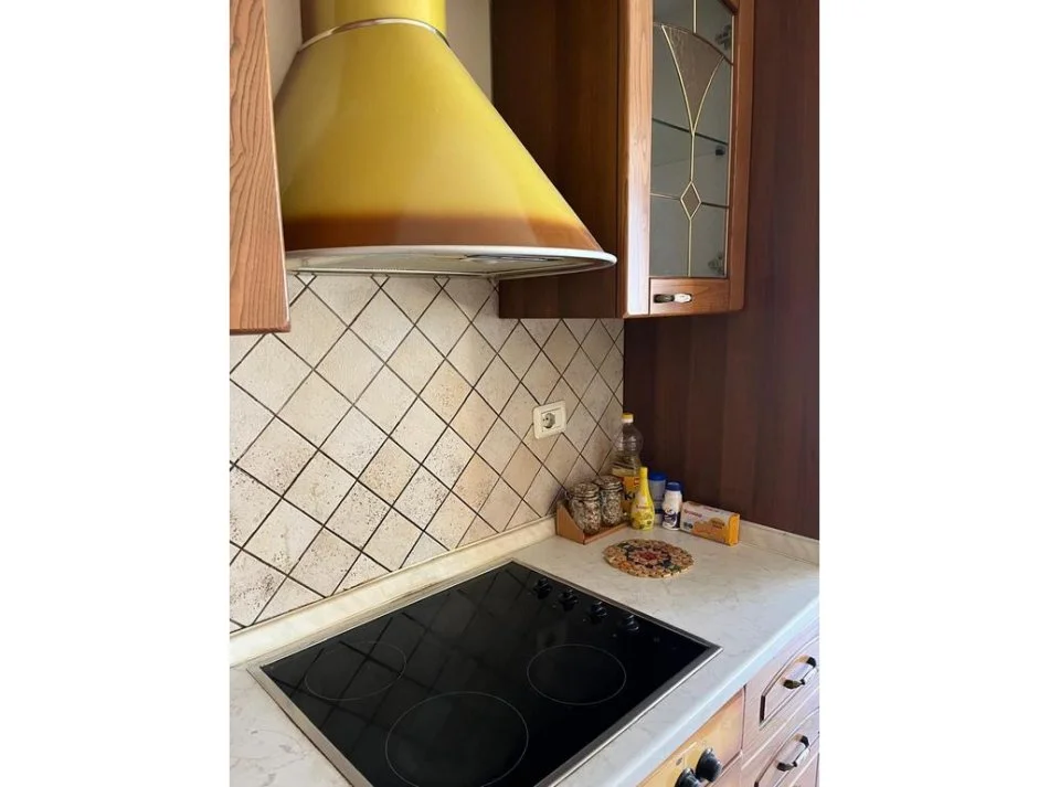 Tirane, jepet me qera apartament 1+1 Kati 3, 64 m² 500 € 