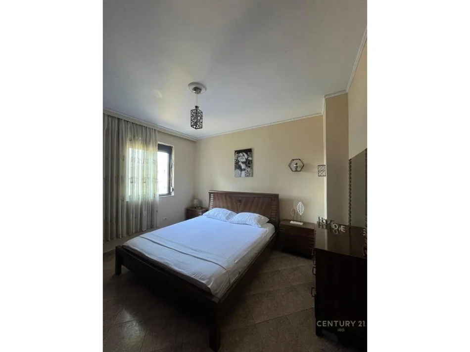 Tirane, jepet me qera apartament 1+1 Kati 3, 64 m² 500 € 