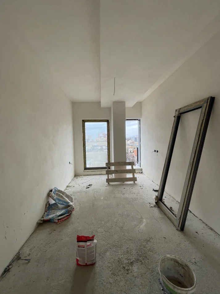 Tirane, shitet apartament 2+1+Ballkon Kati 5, 105 m² 282.150 € (Rruga e barrikadave)