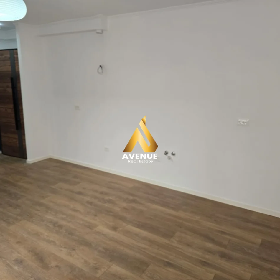 Tirane, shitet apartament 1+1 Kati 3, 50 m² 115.000 € 