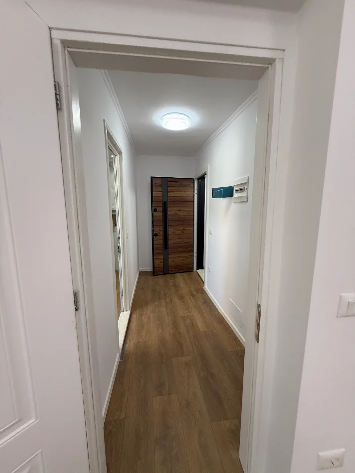 Shqiperi, shitet apartament 1+1+Ballkon Kati 4, 53 m² 118.000 € (Shkolla Hasan Prishtina)