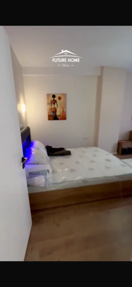 Tirane, jepet me qera apartament 2+1 Kati 3, 68 m² 900 € (Barrikadave)