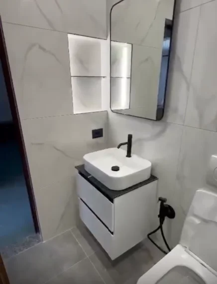 Tirane, jepet me qera apartament 2+1+Ballkon Kati 2, 80 m² 500 € (Dritan hoxha)