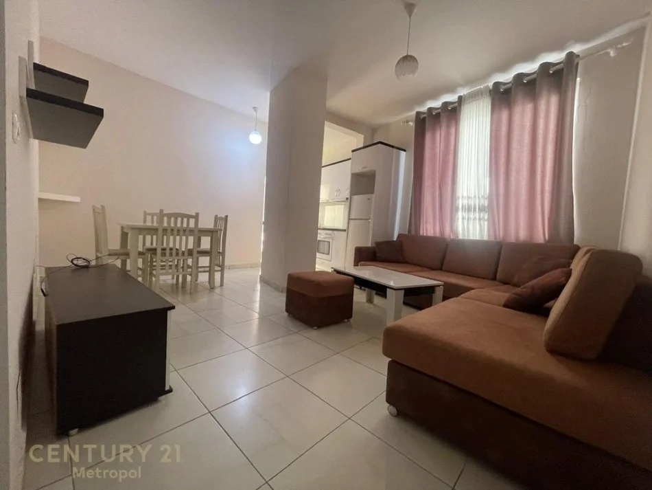 Tirane, shitet apartament 2+1 Kati 3, 82 m² 110.000 € (Astir)