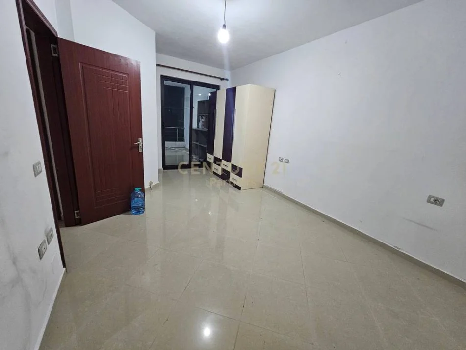 Tirane, shitet 2+1 , 112 m² 122.000 € (Astir)