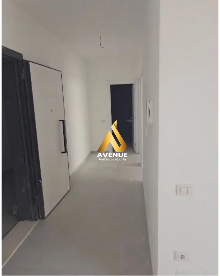 APARTAMENT 2+1 + VERANDË NË SHITJE UNIVERS CITY, QTU, TIRANE