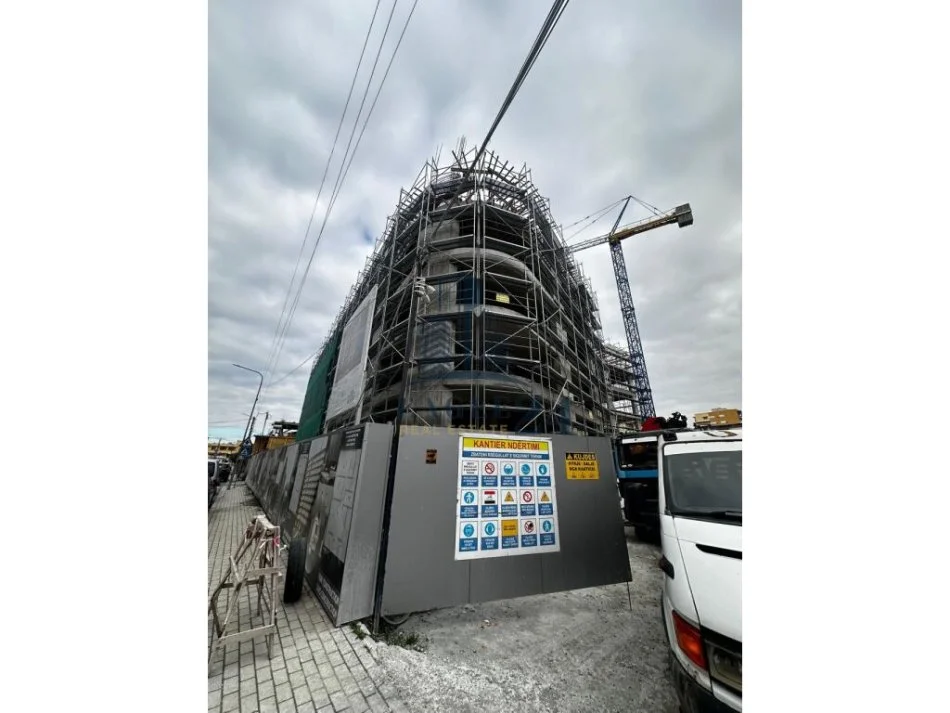 Tirane, shitet apartament 1+1 , 62 m² (don bosko)