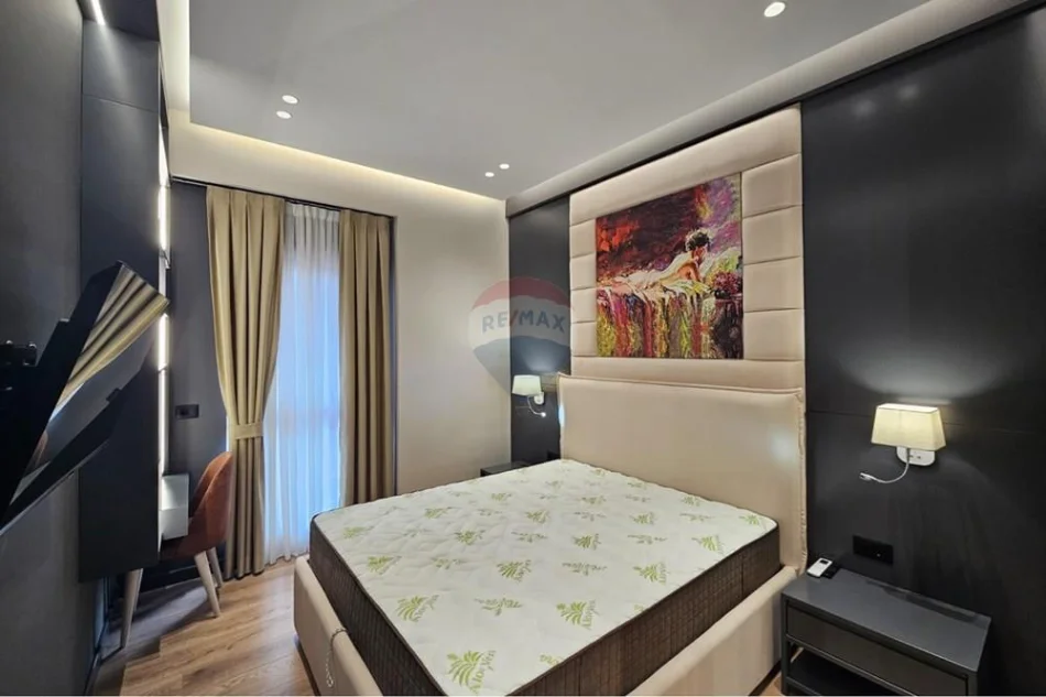 Tirane, jepet me qera 1+1 , 74 m² 950 € (Rruga e Kavajes)