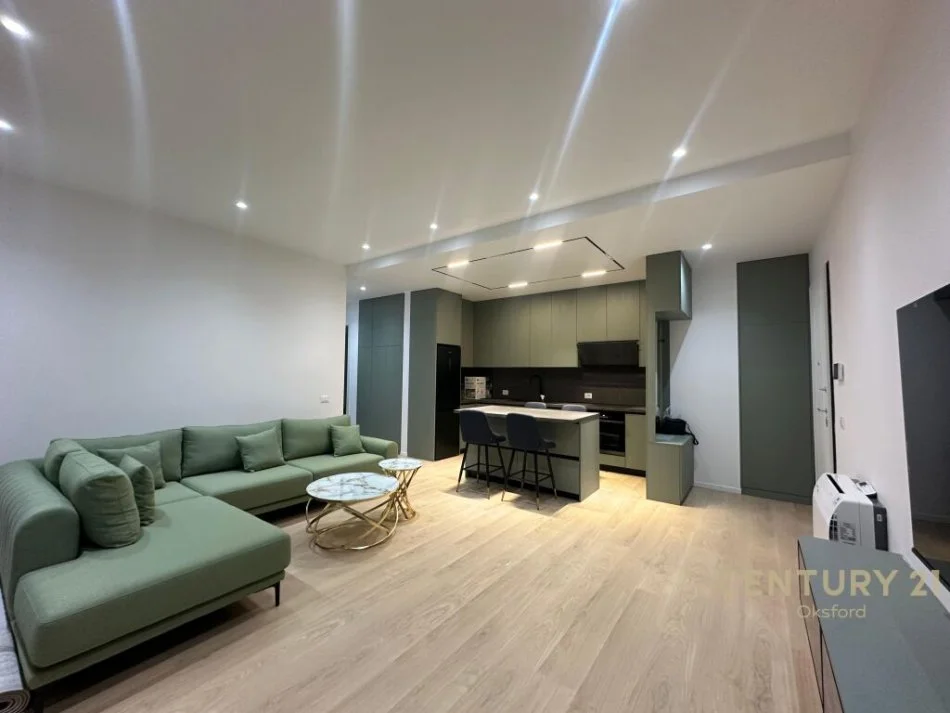 Tirane, jepet me qera apartament 2+1 Kati 5, 114 m² 1.600 € (Tirane)