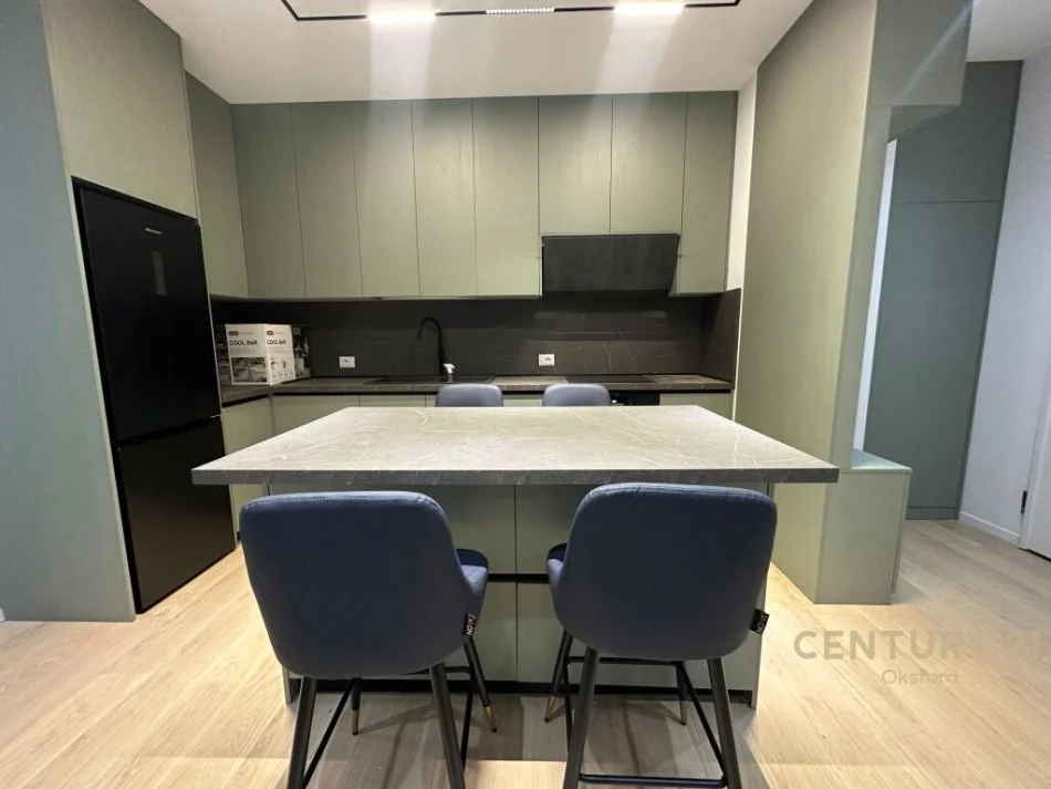 Tirane, jepet me qera apartament 2+1 Kati 5, 114 m² 1.600 € (Tirane)