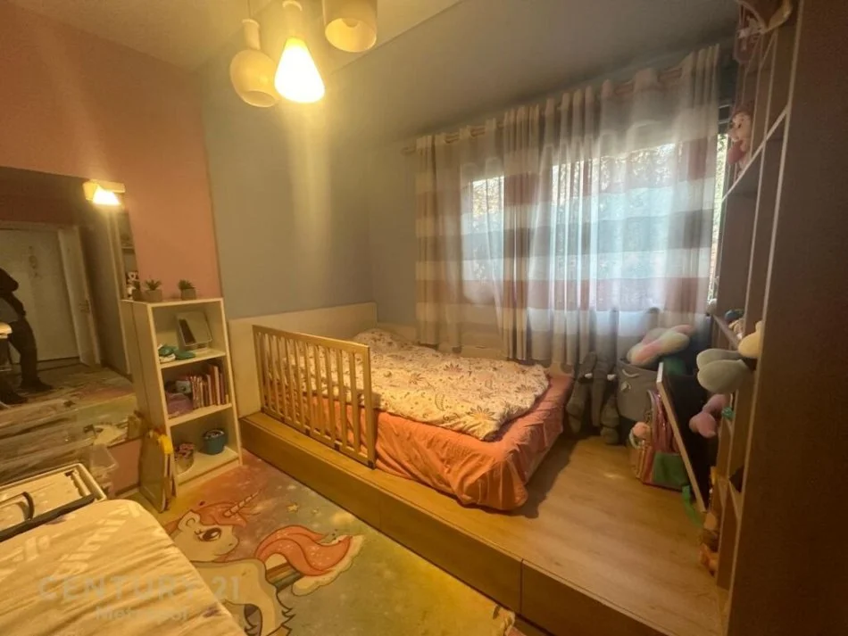 Tirane, shitet apartament 2+1 Kati 1, 110 m² 240.000 € (Rruga Hamdi Garunja Tirana, Albania)