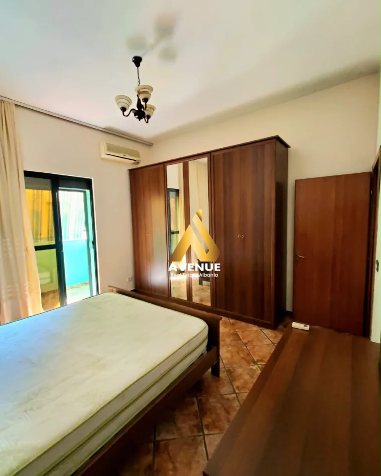 APARTAMENT 2+1 ME QERA RRUGA E DURRËSIT, PRANË AMBASADËS KINEZE, TIRANË