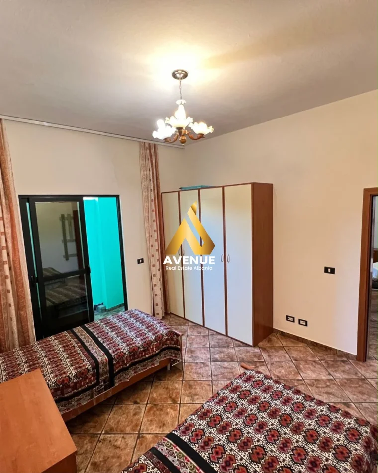 APARTAMENT 2+1 ME QERA RRUGA E DURRËSIT, PRANË AMBASADËS KINEZE, TIRANË
