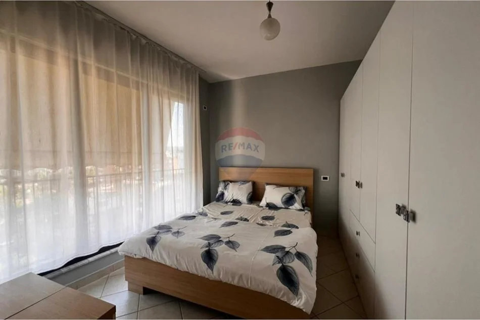 Tirane, jepet me qera apartament 2+1 Kati 6, 110 m² 520 € (Rruga e Elbasanit)