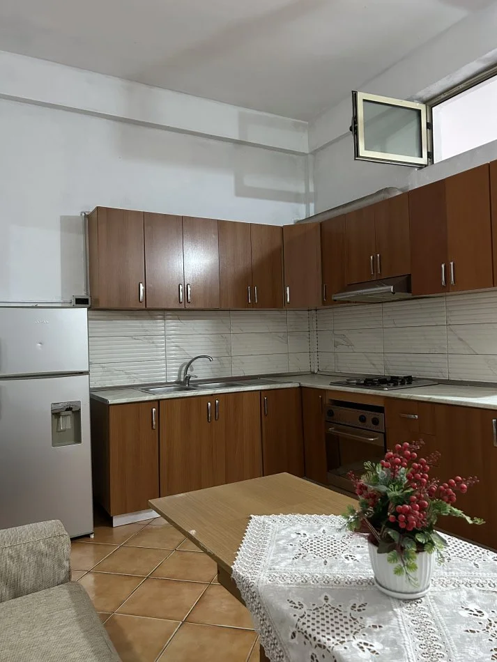 Durres, jepet me qera Vile 2+1 , 3 m² 200 € 