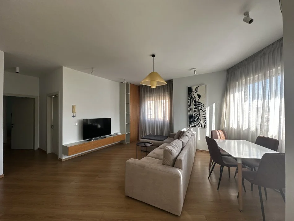 Tirane, shitet apartament 2+1+Ballkon Kati 4, 112 m² 208.000 € (Irfan Tomini)