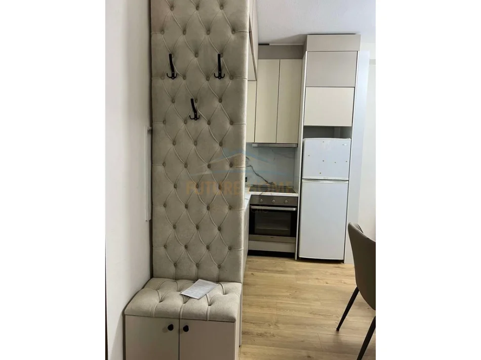 Tirane, jepet me qera apartament 1+1 Kati 5, 50 m² 360 € (Misto Mame)