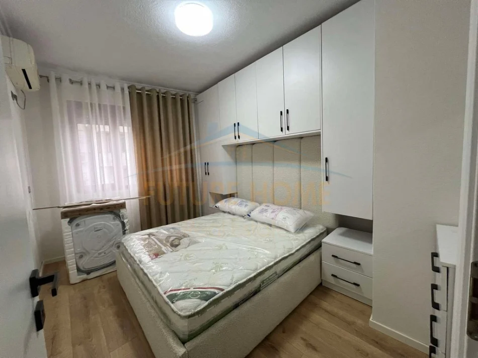 Tirane, jepet me qera apartament 1+1 Kati 5, 50 m² 360 € (Misto Mame)