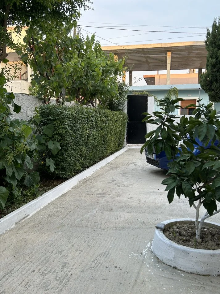 Durres, jepet me qera Vile 2+1 , 3 m² 200 € 