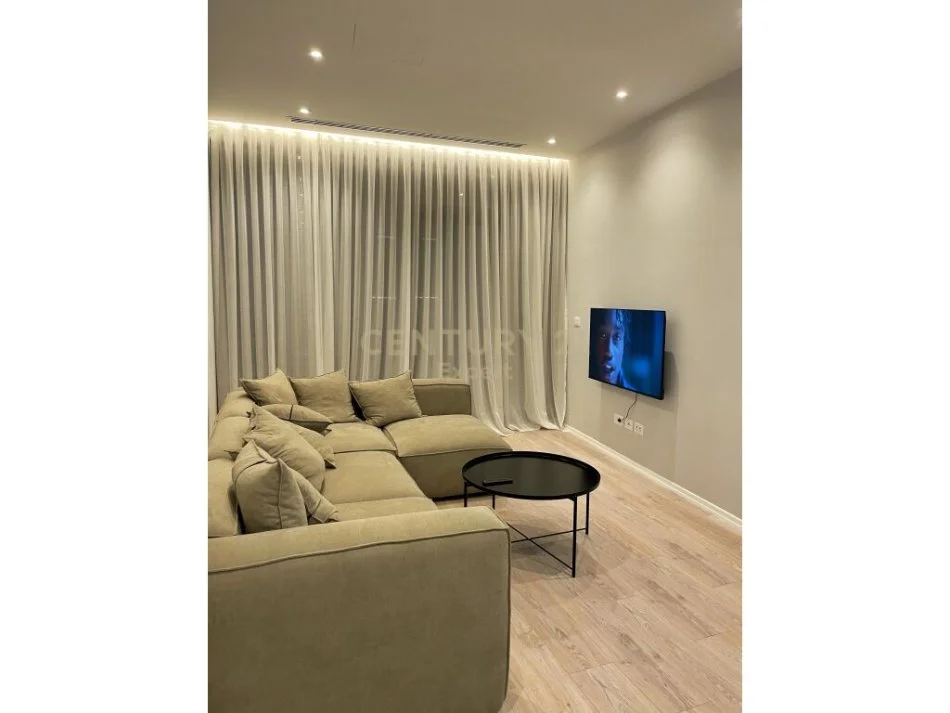 Tirane, jepet me qera apartament 1+1 Kati 3, 55 m² 1.200 € (Tirane)