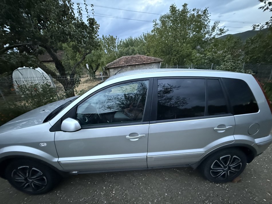 Berat, shes makine Ford Fusion Nafte, gri metalizato manuale Kondicioner 228.000 km 3.500 €