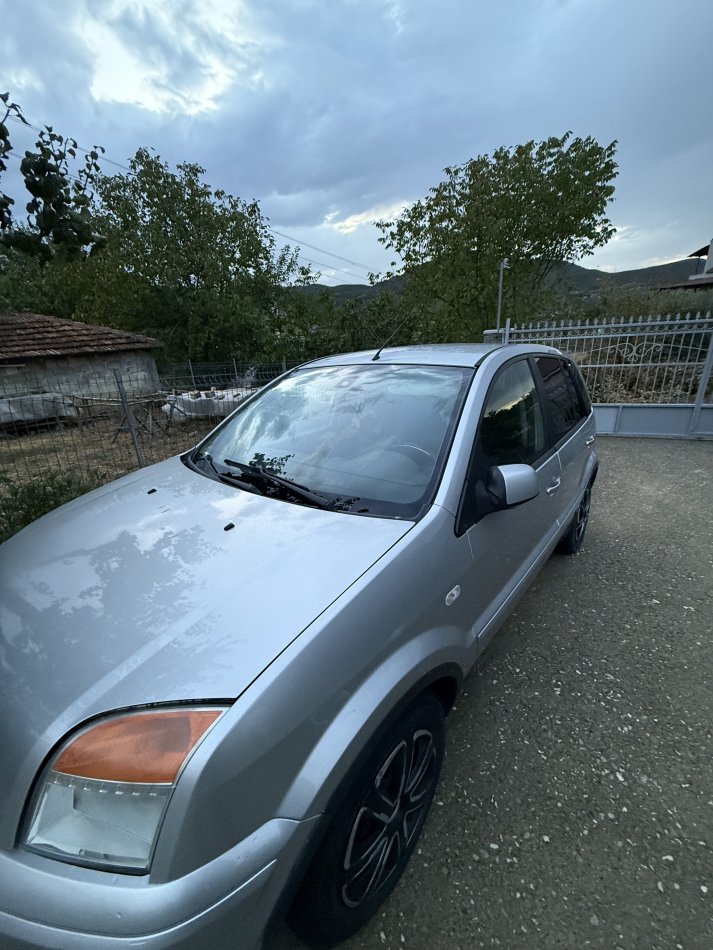 Berat, shes makine Ford Fusion Nafte, gri metalizato manuale Kondicioner 228.000 km 3.500 €