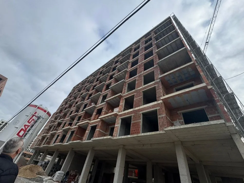 Tirane, shes apartament 3+1+Aneks+Ballkon Kati 7, 152 m² 228.600 € 