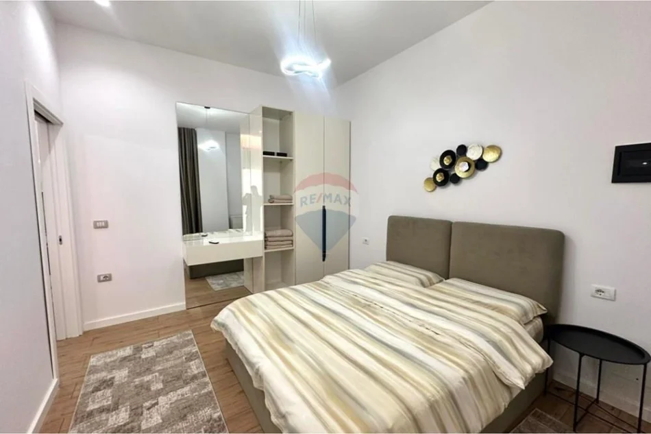 Tirane, shitet 1+1 , 50 m² 130.000 € (Rruga Ali Demi)