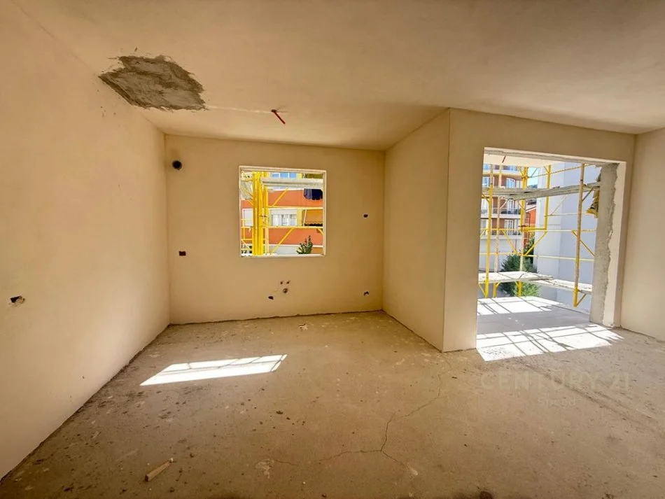 Tirane, shes apartament 1+1+Aneks+Ballkon Kati 5, 85 m² 185.900 € 