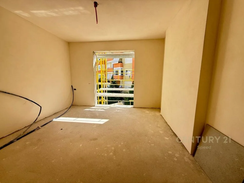 Tirane, shes apartament 1+1+Aneks+Ballkon Kati 5, 85 m² 185.900 € 