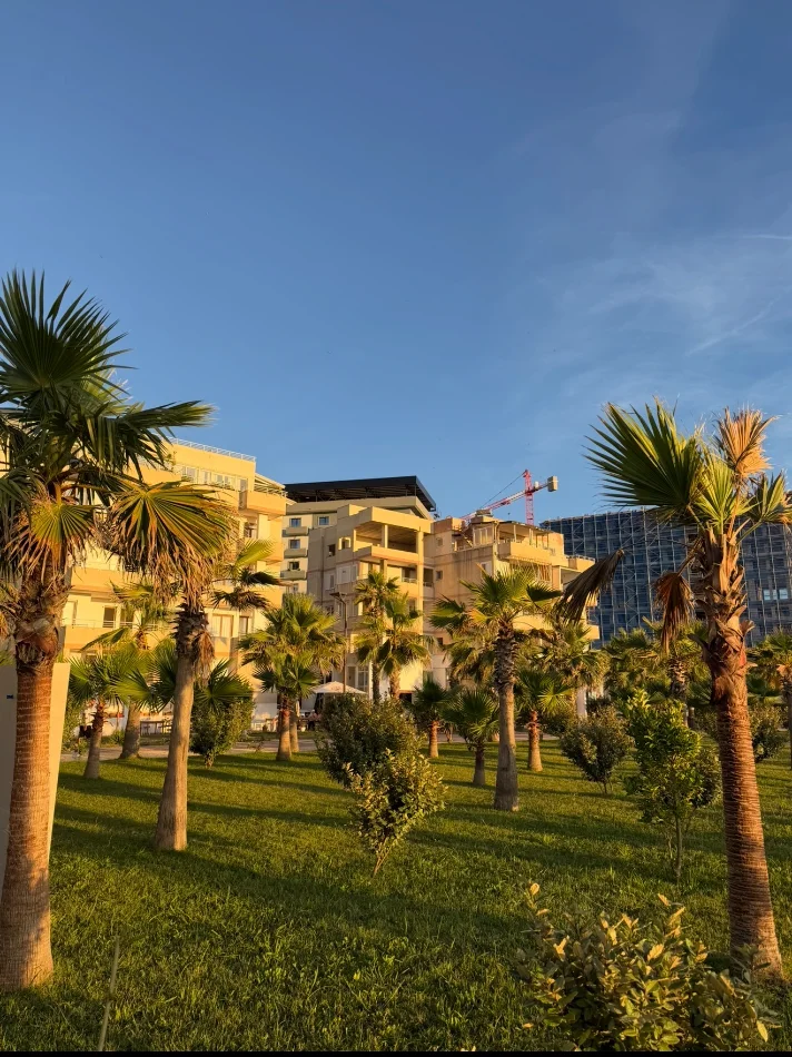 Durres, shitet apartament 1+1+Ballkon Kati 2, 83 m² 150.000 € (Qerret)