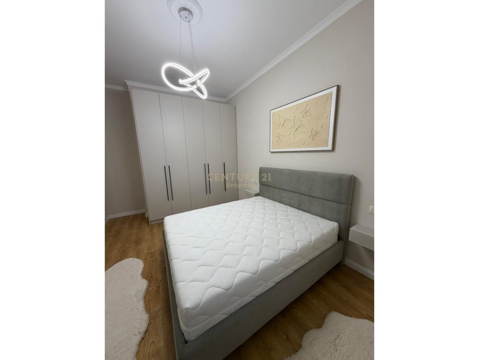 Tirane, shitet apartament 2+1 Kati 2, 95 m² 169.000 € (Astir)