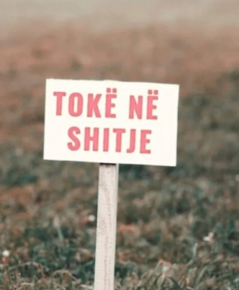 Tirane, shitet toke , 2.000 m² 500.000 € (Rruga xhebrahimet)