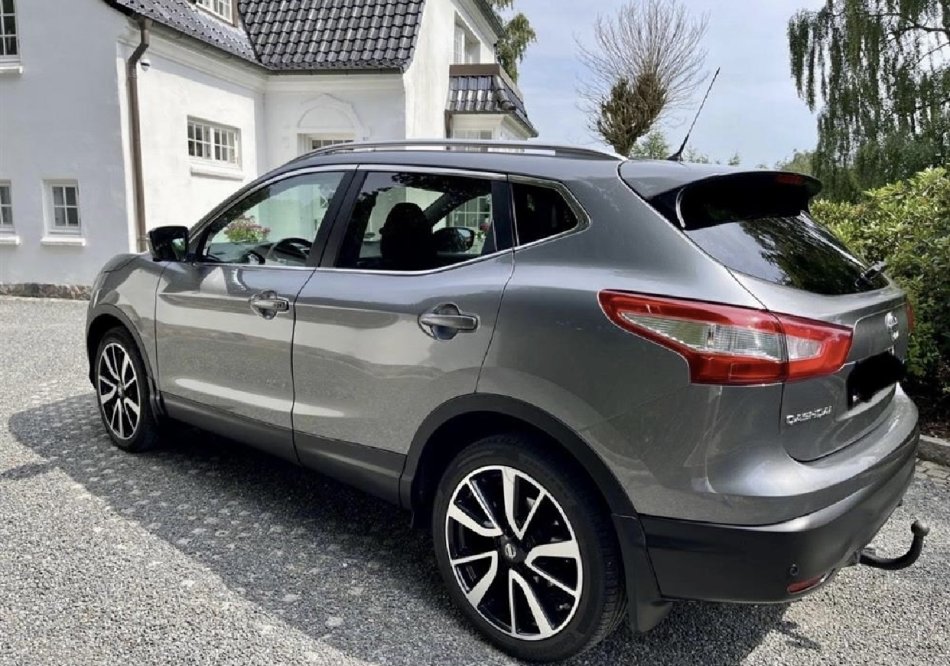 Tirane, shitet SUV | Fuoristrad | Nissan Qashqai Tekna 1.6Dci Xtronic Nafte, kafe Klima 160.000 km 12300 €