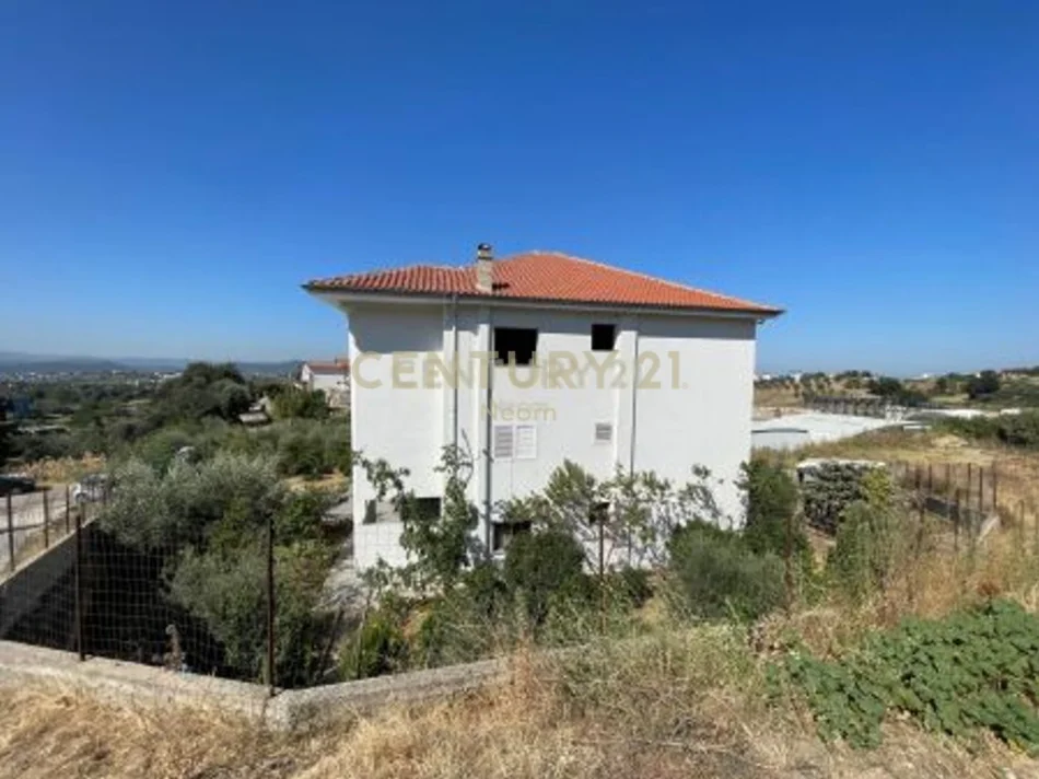 Tirane, shes Vile 3 Katshe Kati 3, 1.323 m² 700.000 € 