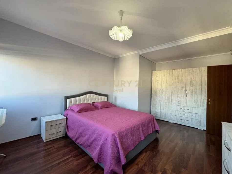 Tirane, shes apartament 2+1+Aneks+Ballkon Kati 9, 98 m² 350.000 € 