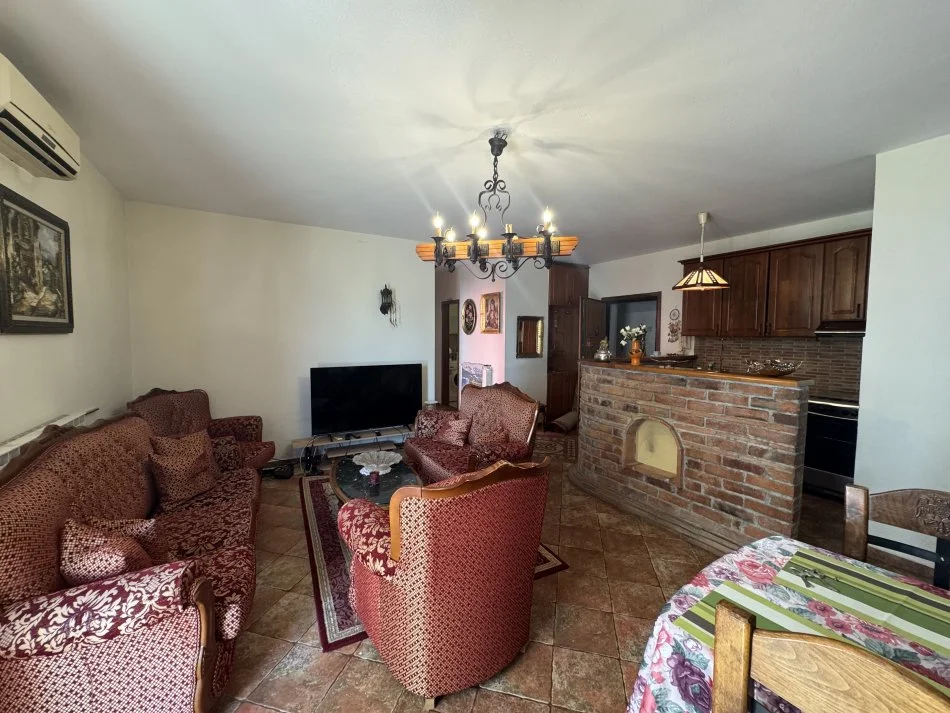 Tirane, jepet me qera apartament Kati 5, 100 m² 650 € 