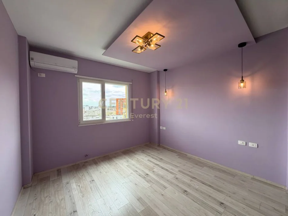 Tirane, shes apartament 2+1+Aneks+Ballkon Kati 4, 106 m² 235.000 € (Ish Restorant durrsi)