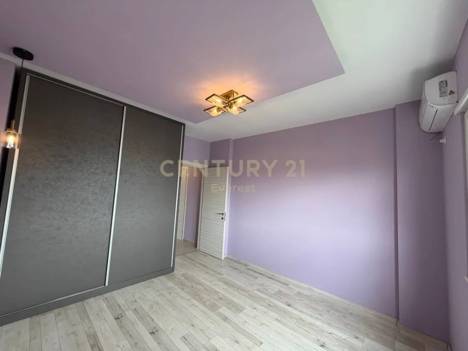 Tirane, shes apartament 2+1+Aneks+Ballkon Kati 4, 106 m² 235.000 € (Ish Restorant durrsi)