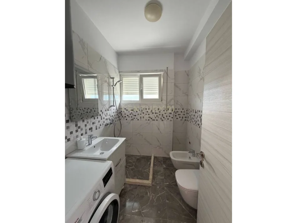 Tirane, shes apartament 2+1+Aneks+Ballkon Kati 4, 106 m² 235.000 € (Ish Restorant durrsi)