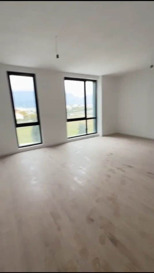 Tirane, shitet apartament 1+1+Ballkon Kati 9, 78 m² 127.000 € 