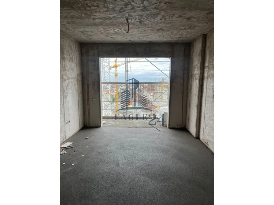 Shitet apartament 2+1 , 88 m² 72.999 € (Kamez)