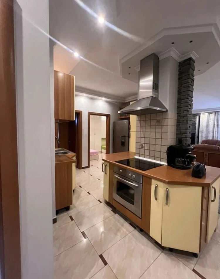 🏡Jepet  me qera apartament 2+1+2 +Ballkon 2 poste parkimi Kati 4, 122 m² 1.200 € (Ish ekspozita)