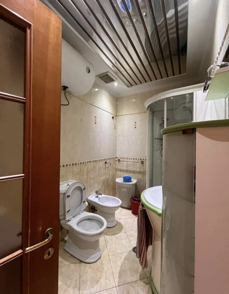 🏡Jepet  me qera apartament 2+1+2 +Ballkon 2 poste parkimi Kati 4, 122 m² 1.200 € (Ish ekspozita)