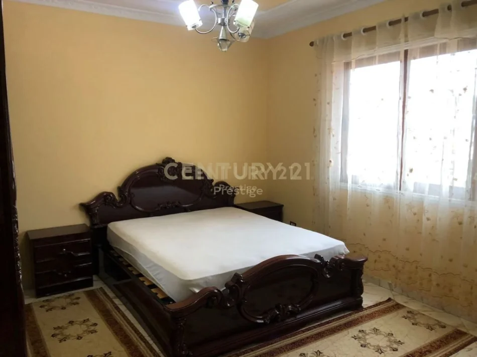 Tirane, shes apartament 3+1+Ballkon Kati 4, 162 m² (Vilat Amerikane)