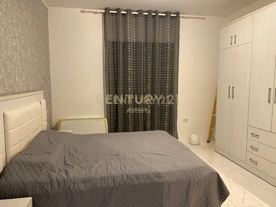 jepet me qera apartament Kati 5, 115 m² 750 €