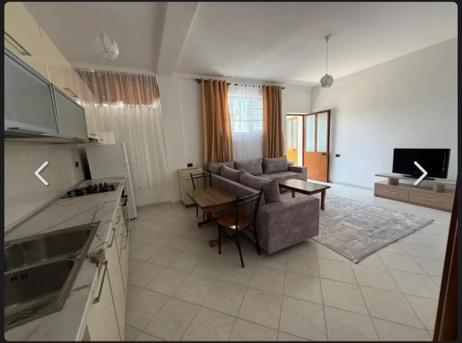 Tirane, jap me qera apartament 1+1+Ballkon Kati 2, (Bulevardi i Ri)