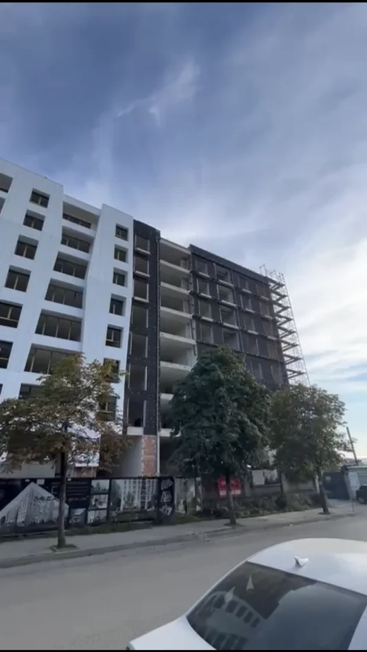 Tirane, shitet apartament 2+1 , 102 m² 139.000 € 