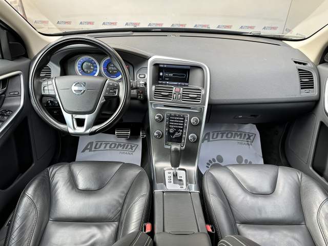 Tirane, shes xhip Volvo XC40 R-Design AWD Viti 2011, 13.700 Euro