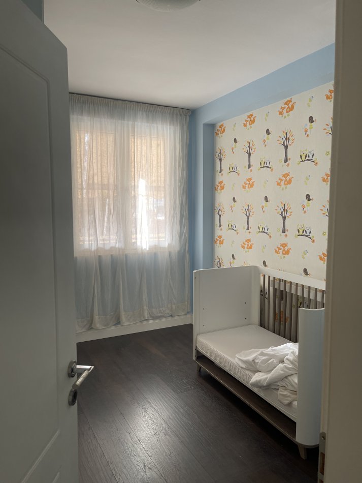 Tirane, jepet me qera apartament 2+1+Ballkon Kati 3, 100 m² 650 € (Rruga Bilal Golemi)